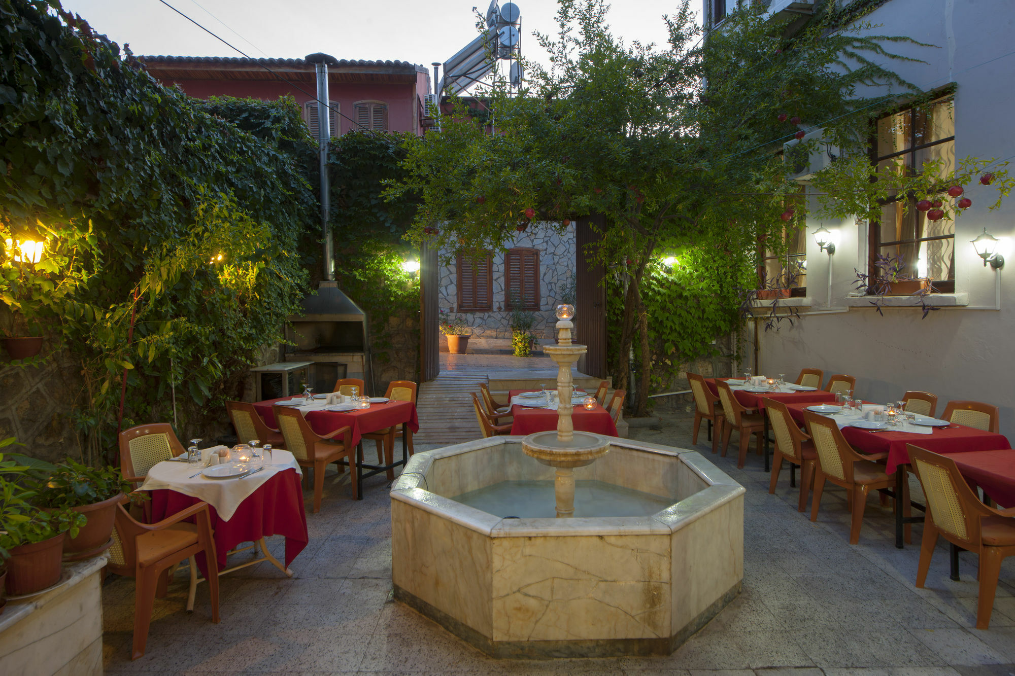 Konak Hotel Kaleici Antalya Eksteriør bilde